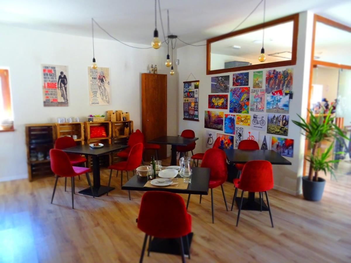 Ciclolodge Lozoya Zewnętrze zdjęcie